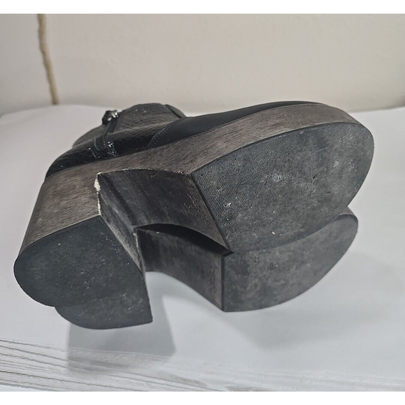 Paruolo Black Leather Pebbled Side Zip Block Heels Ankle Bootie Womans EU SZ 38 - Picture 8 of 8